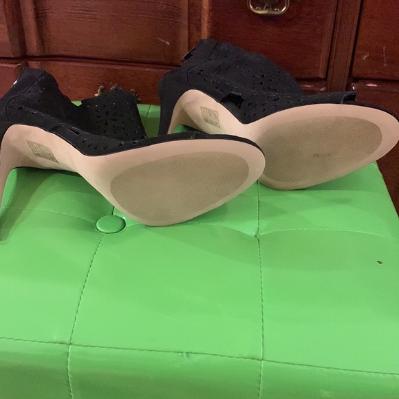 Aldo booties - Picture 3 of 4